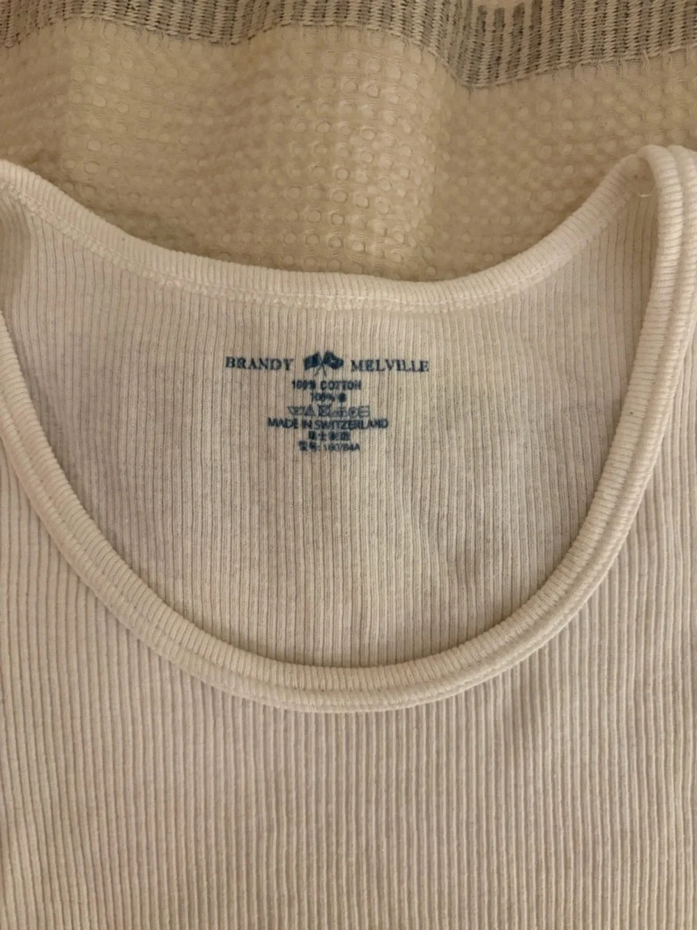 Brandy Melville Cream Ribbed Scoop Tank - Picture 2 of 3